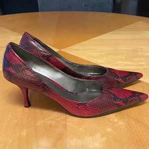 Nine West Snake Skin 8 1/2 M